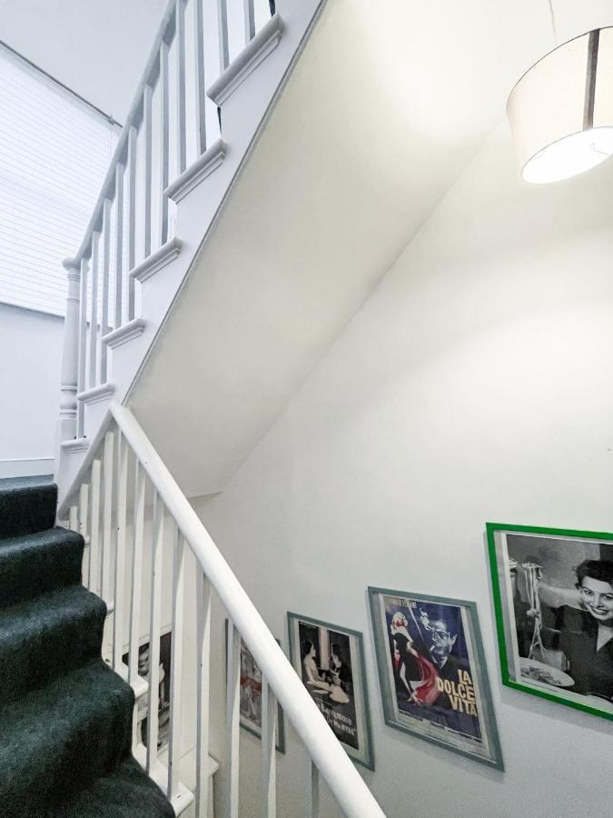 Beautiful 3Bd Flat In Archway London Apartman Kültér fotó